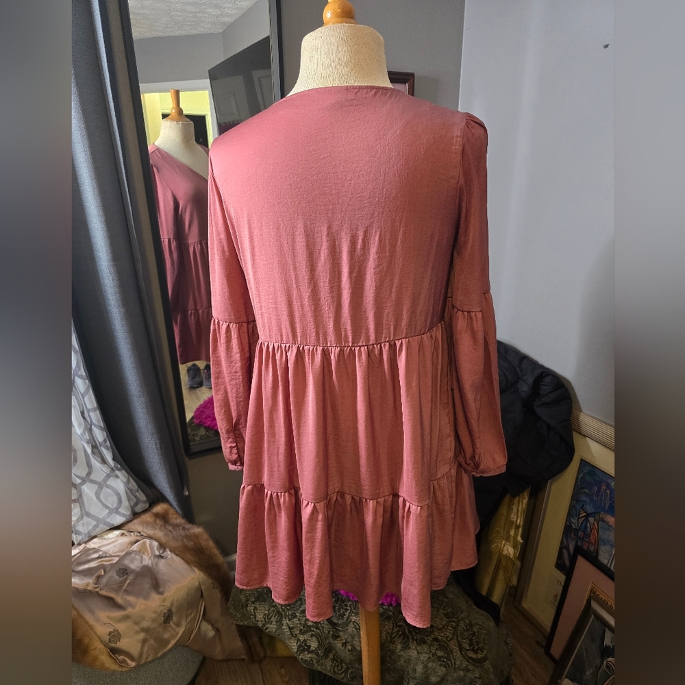 Cynthia Rowley Boho Dusty Rose Tiered V-Neck Long-Sleeve Dress - Picture 5 of 7